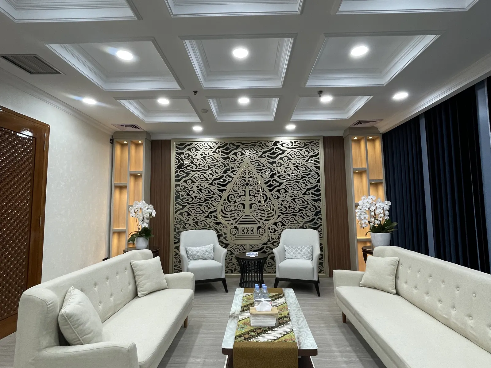 Ruang VIP & Daycare Kantor